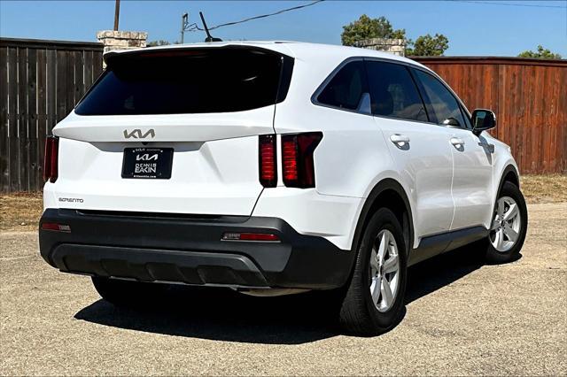 used 2023 Kia Sorento car, priced at $25,601