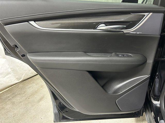 used 2023 Cadillac XT6 car, priced at $43,988