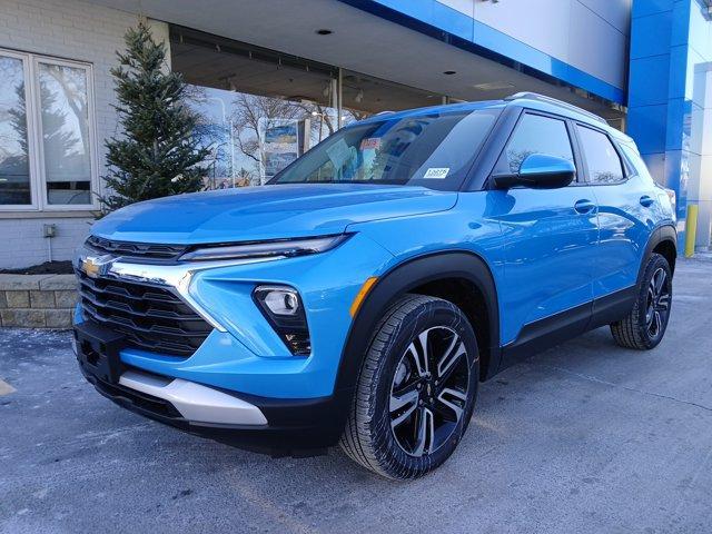 new 2025 Chevrolet TrailBlazer car, priced at $28,365