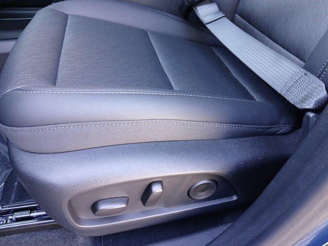 new 2026 Chevrolet Equinox car, priced at $33,045