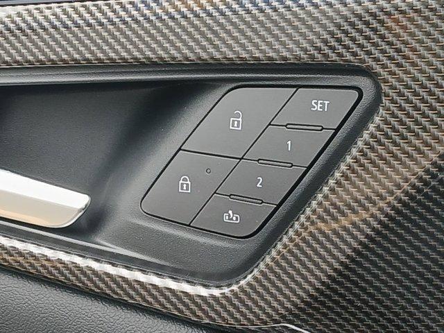 new 2025 Chevrolet Traverse car, priced at $59,145