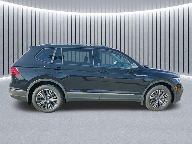 new 2024 Volkswagen Tiguan car, priced at $32,968