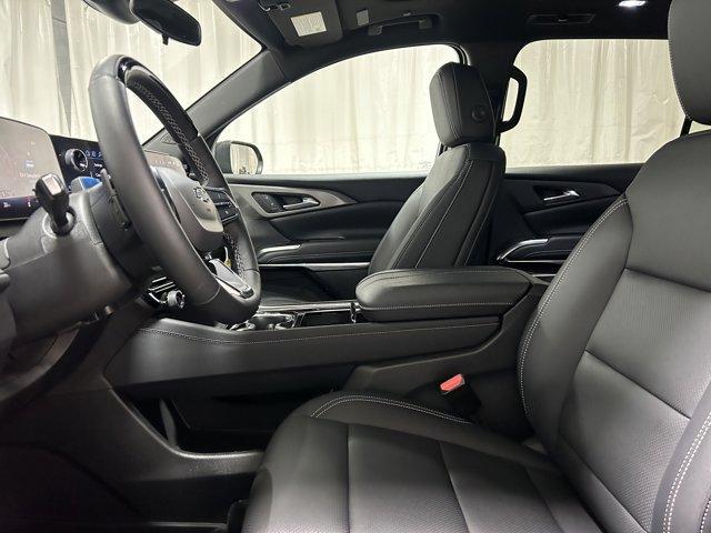 used 2024 Chevrolet Traverse car, priced at $47,488