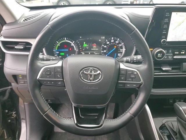 used 2021 Toyota Highlander Hybrid car, priced at $33,488