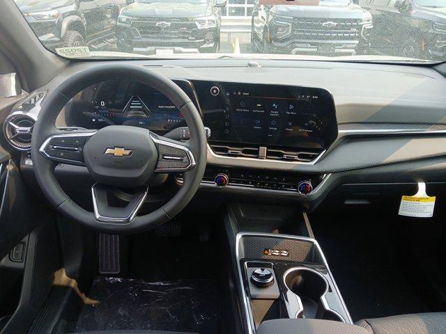 new 2026 Chevrolet Equinox car, priced at $31,990
