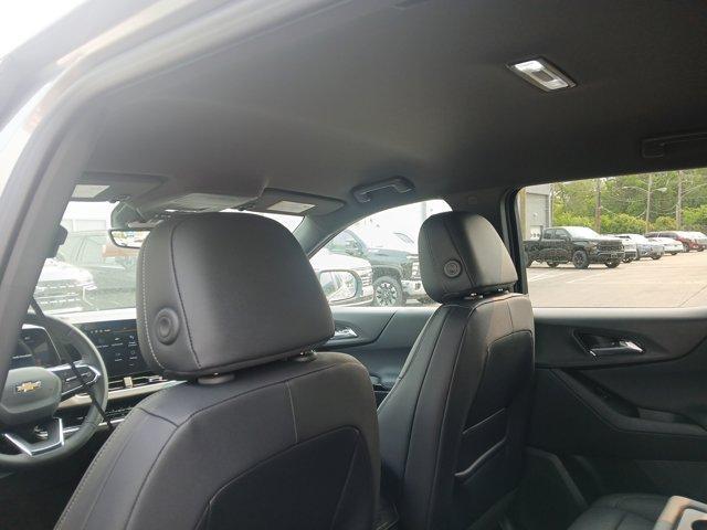 new 2026 Chevrolet Equinox car, priced at $31,990