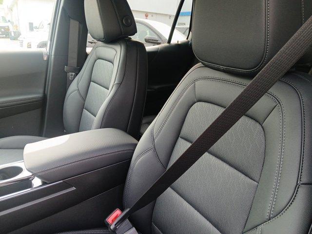 new 2026 Chevrolet Equinox car, priced at $31,990