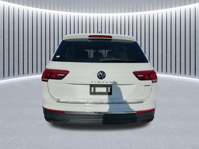 new 2024 Volkswagen Tiguan car, priced at $31,936