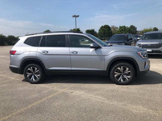 new 2024 Volkswagen Atlas car, priced at $39,668