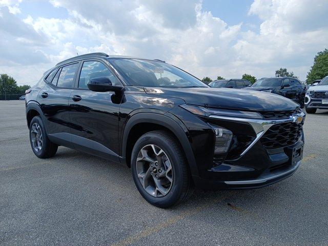 new 2025 Chevrolet Trax car, priced at $24,485