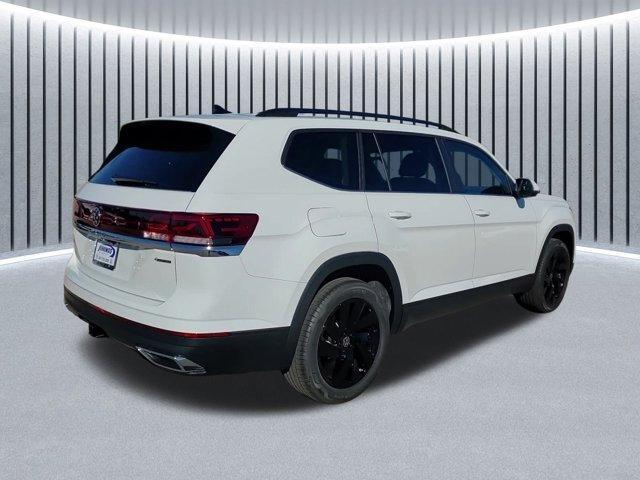 new 2025 Volkswagen Atlas car, priced at $46,475