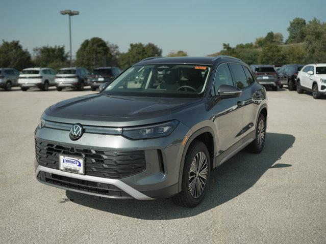 new 2025 Volkswagen Tiguan car, priced at $32,961