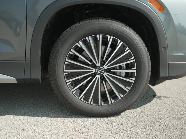 new 2025 Volkswagen Tiguan car, priced at $32,961