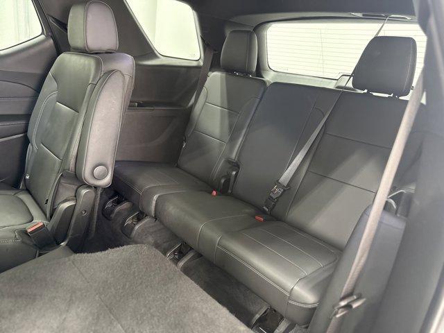 used 2023 Chevrolet Traverse car, priced at $33,988