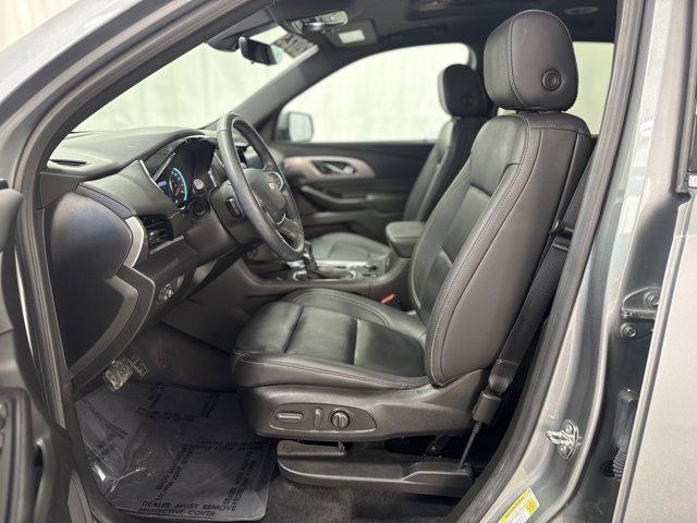 used 2023 Chevrolet Traverse car, priced at $33,988