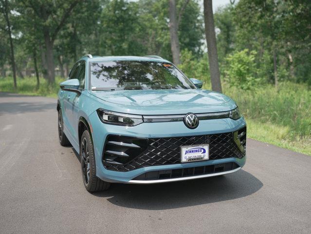 new 2025 Volkswagen Tiguan car, priced at $42,631