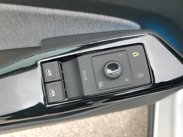 new 2025 Volkswagen ID.4 car, priced at $49,410