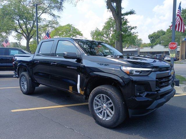 new 2026 Chevrolet Colorado car, priced at $45,300