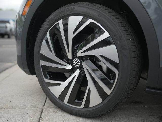 new 2025 Volkswagen ID.4 car, priced at $57,443