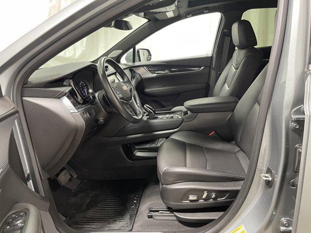 used 2023 Cadillac XT5 car, priced at $31,588