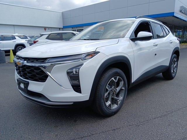 new 2025 Chevrolet Trax car, priced at $24,485