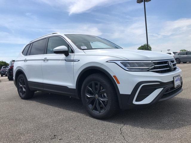 new 2024 Volkswagen Tiguan car, priced at $34,504