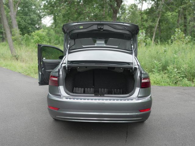 used 2016 Volkswagen Jetta car