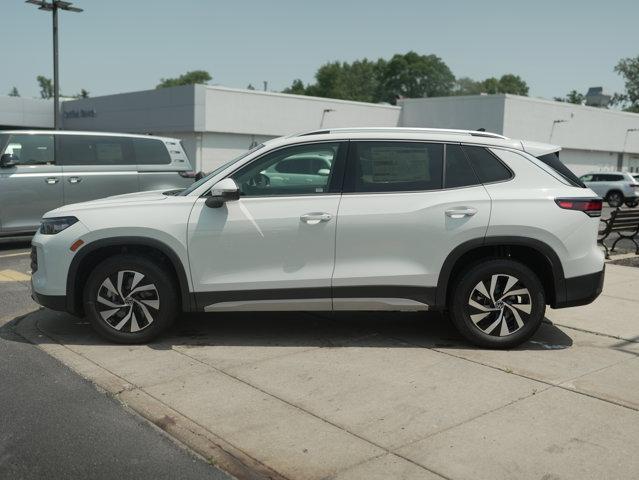 new 2025 Volkswagen Tiguan car, priced at $33,011
