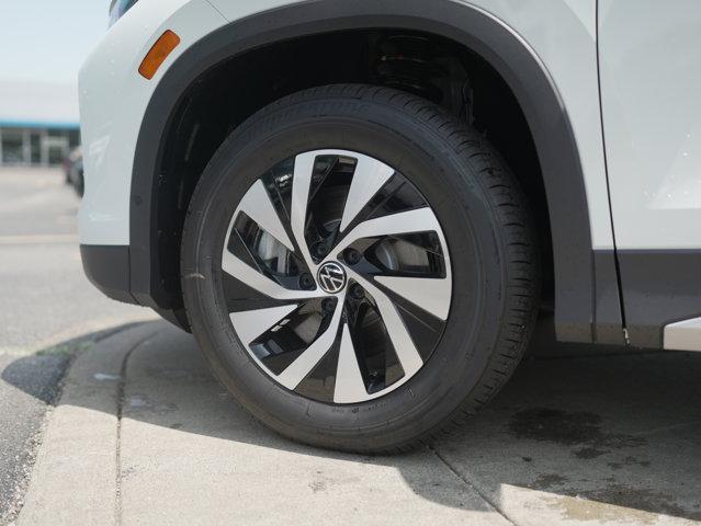 new 2025 Volkswagen Tiguan car, priced at $33,011