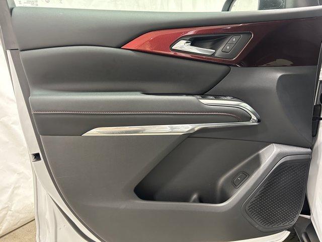 used 2024 Chevrolet Traverse car, priced at $49,988
