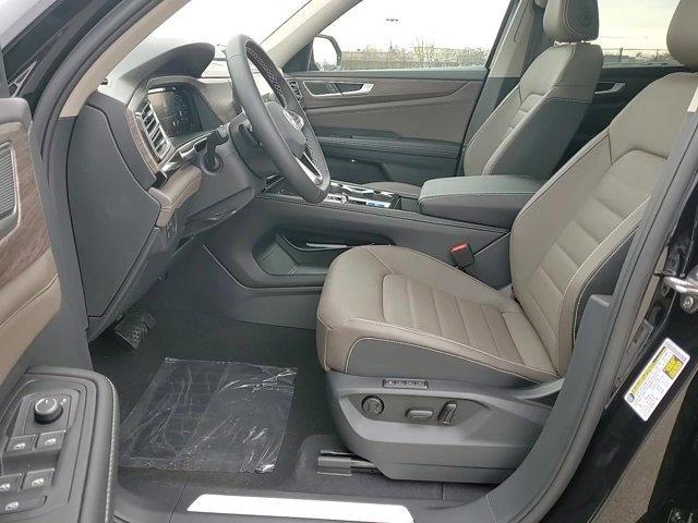 new 2025 Volkswagen Atlas car, priced at $49,572