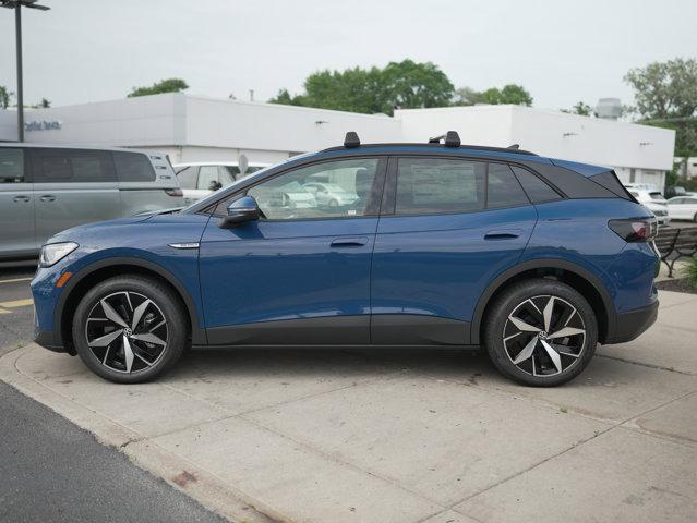 new 2025 Volkswagen ID.4 car, priced at $55,050