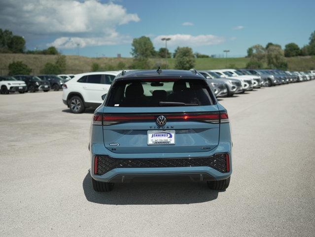 new 2025 Volkswagen Tiguan car, priced at $39,615