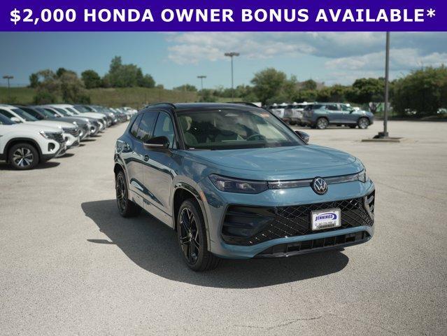 new 2025 Volkswagen Tiguan car, priced at $39,615