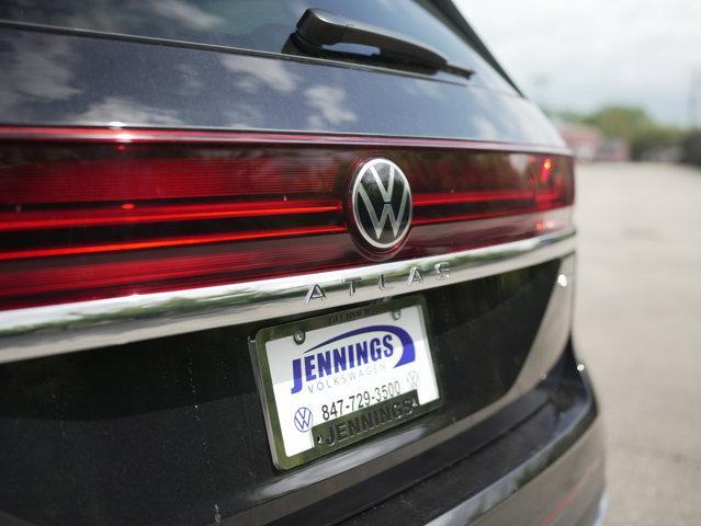 new 2025 Volkswagen Atlas car, priced at $46,612