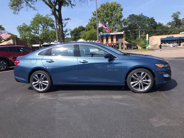 new 2025 Chevrolet Malibu car, priced at $33,245