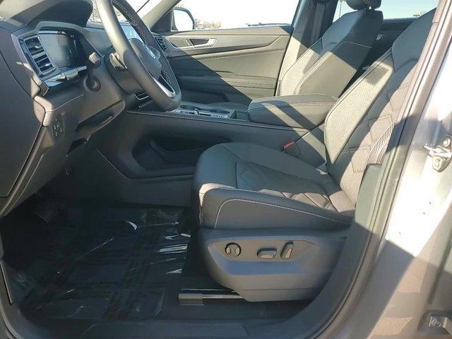 new 2025 Volkswagen Atlas Cross Sport car, priced at $39,764