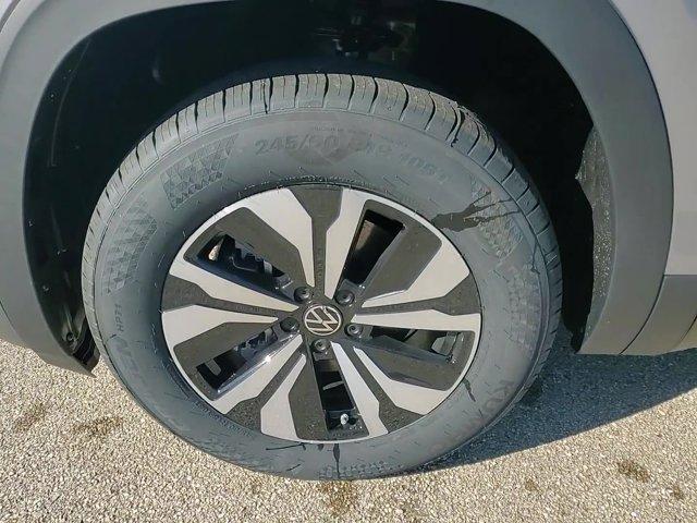 new 2025 Volkswagen Atlas Cross Sport car, priced at $39,764