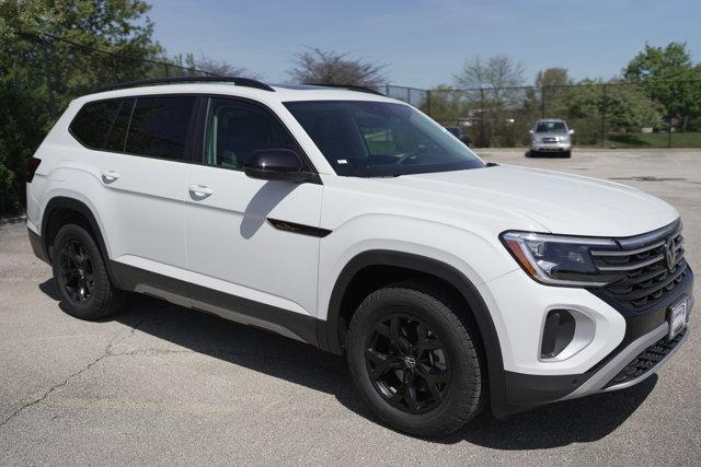 new 2025 Volkswagen Atlas car, priced at $47,577