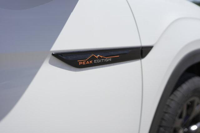 new 2025 Volkswagen Atlas car, priced at $47,577