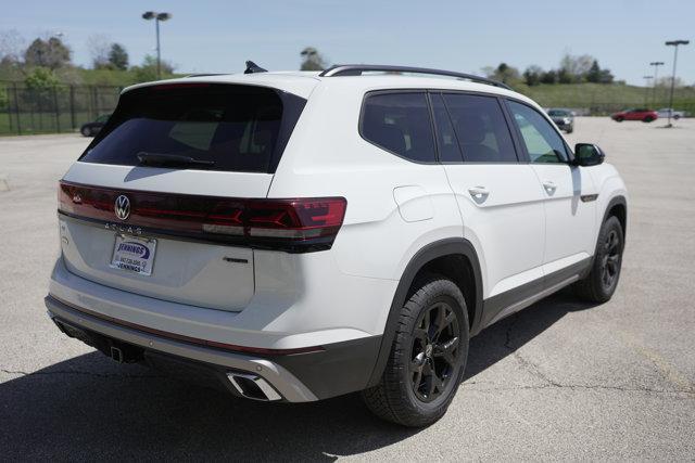 new 2025 Volkswagen Atlas car, priced at $47,577