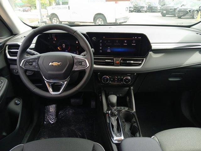 new 2025 Chevrolet TrailBlazer car, priced at $29,205