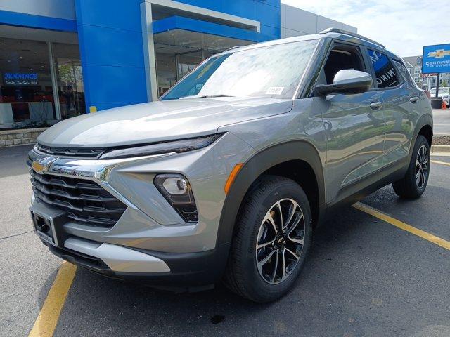 new 2025 Chevrolet TrailBlazer car, priced at $29,205