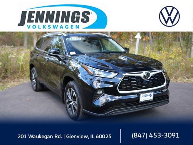 used 2022 Toyota Highlander car, priced at $35,888