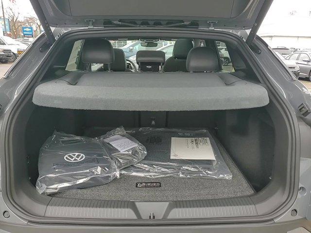 new 2025 Volkswagen ID.4 car, priced at $54,347