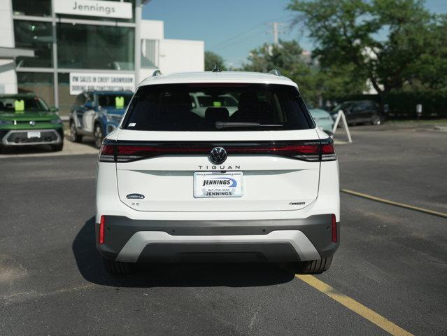 new 2025 Volkswagen Tiguan car, priced at $35,734