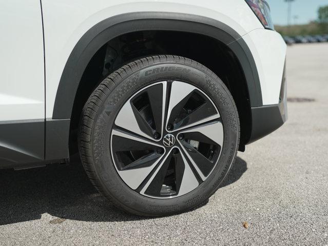 new 2025 Volkswagen Taos car, priced at $32,453