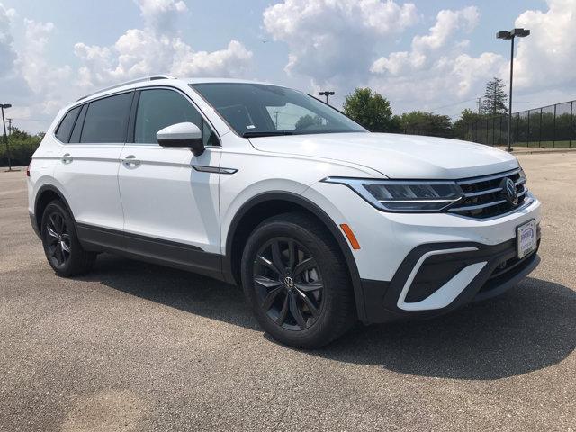 new 2024 Volkswagen Tiguan car, priced at $34,382