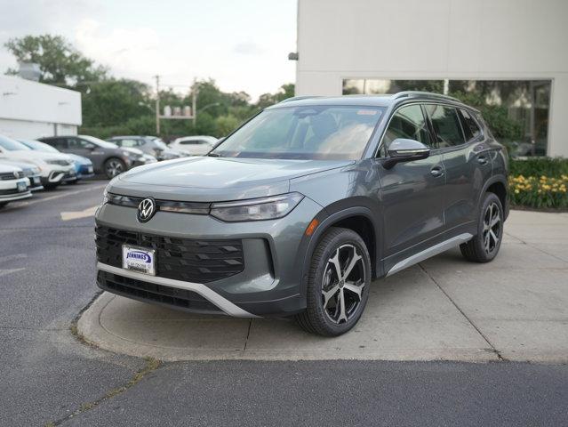 new 2025 Volkswagen Tiguan car, priced at $36,034