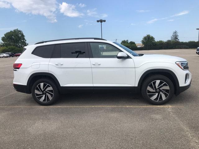 new 2024 Volkswagen Atlas car, priced at $43,753